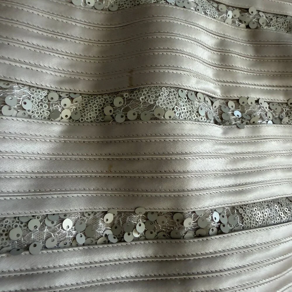 BCBGMAXAZRIA Strapless Mini Bandage Dress Champagne Sequin Size 0 - Picture 4 of 12